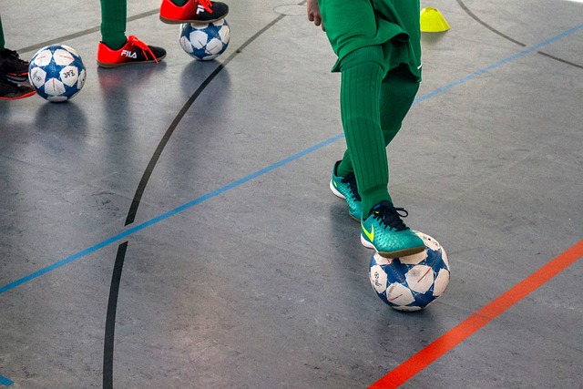 前有王钰栋，后有依木兰，能合力撑起国足的未来吗？.